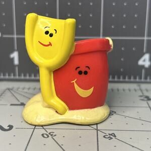 Just Play Blue Clues & You Shovel & Pail Mini Collectible